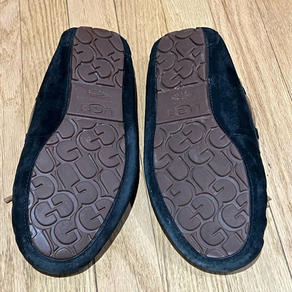 Ugg Black Moccasins with Leather Ties Size 8 - Picture 9 of 9